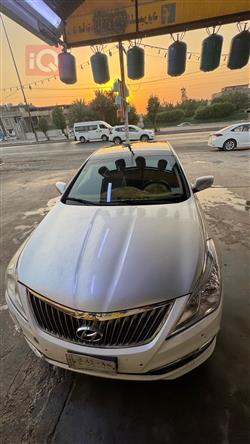Hyundai Azera